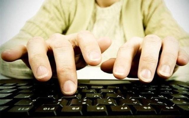 Người nhà của Phó Chủ tịch 1 DN thép bị phạt nửa tỷ đồng vì "bán chui" cổ phiếu