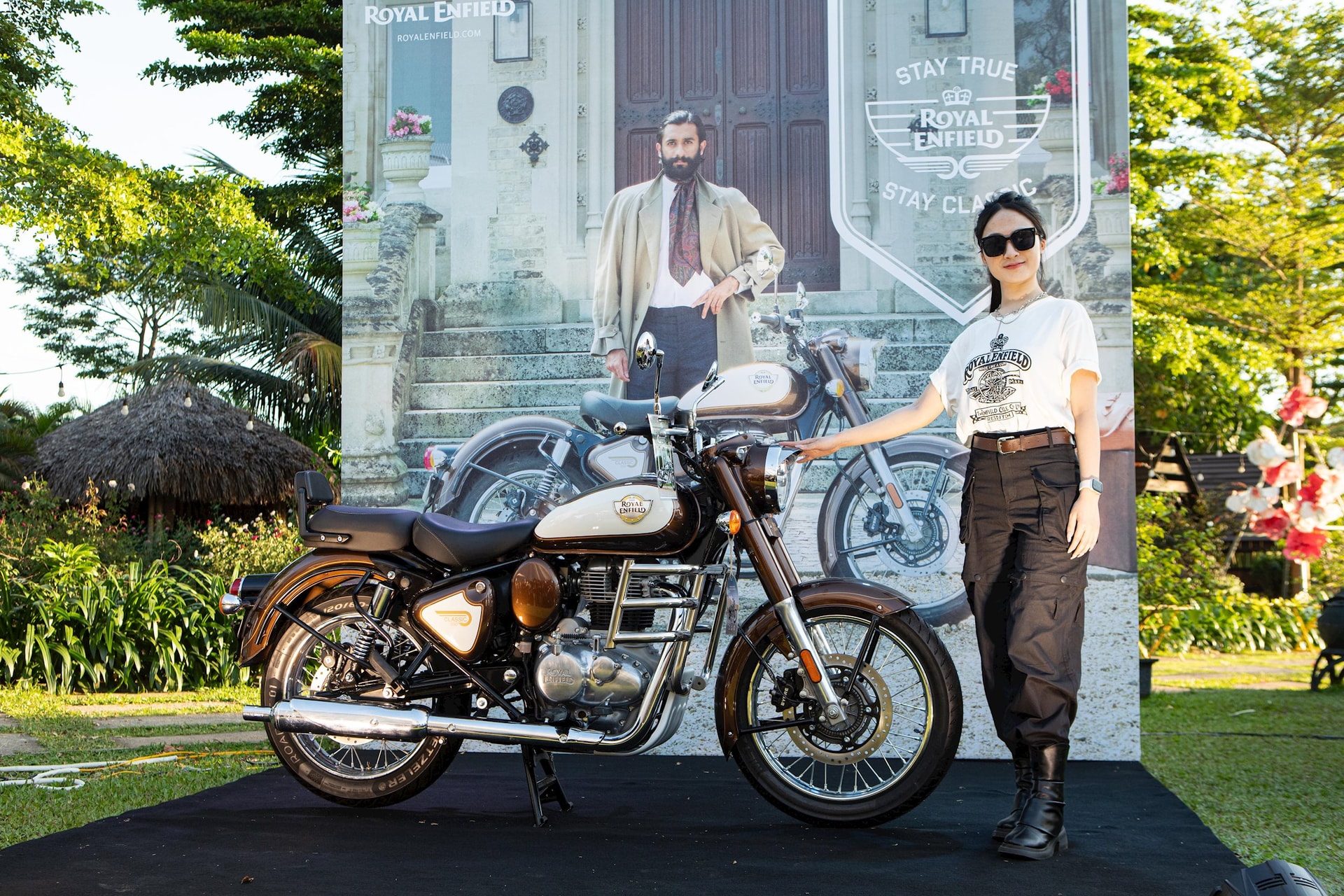 re-classic-350.jpg