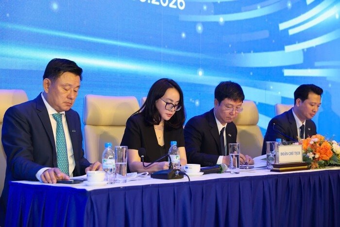 doan-chu-tich-flc.jpg