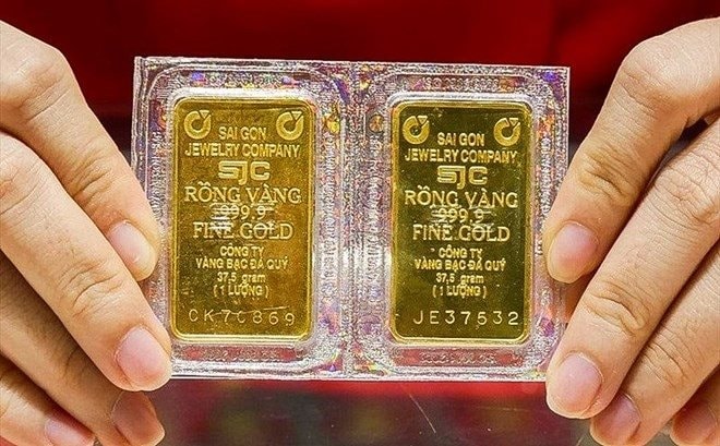 Giá vàng hôm nay 28/5: SJC lao dốc nghẹt thở, quét sạch 70% thành quả suốt 3 tháng