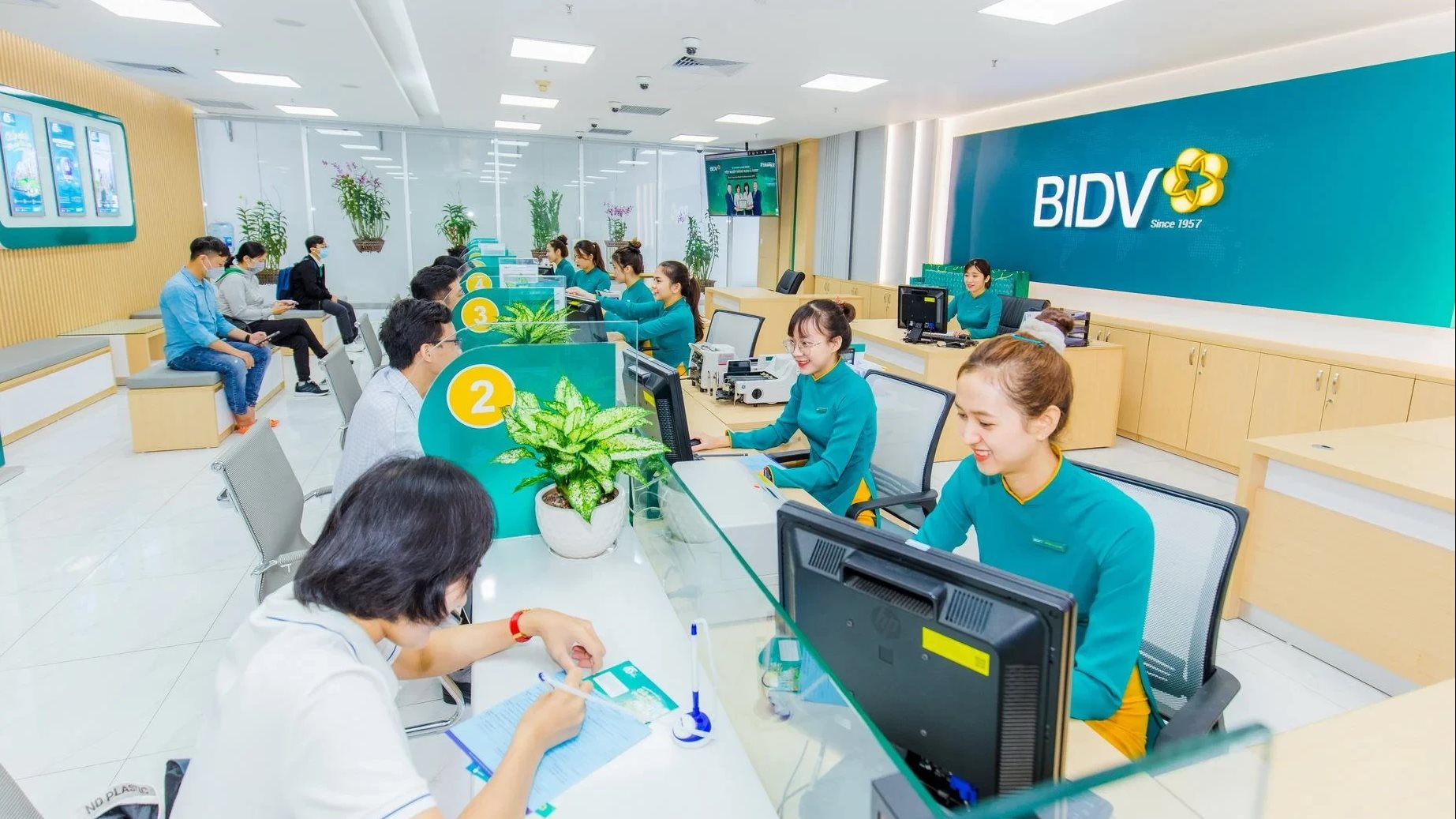 Tin vui cho người chuyển tiền trên 500 triệu đồng từ hôm nay (1/6)