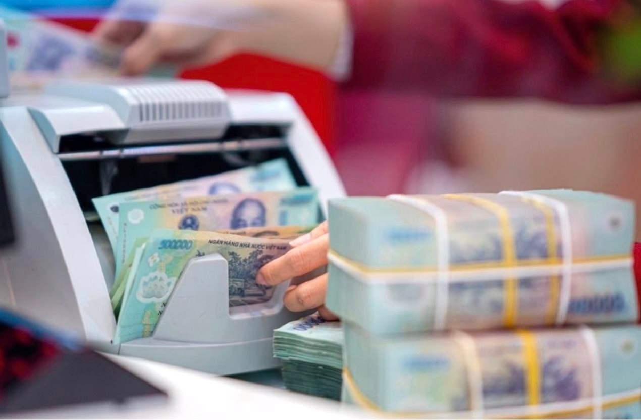 Ngân hàng chật vật gánh áp lực “giá vốn” tăng vọt