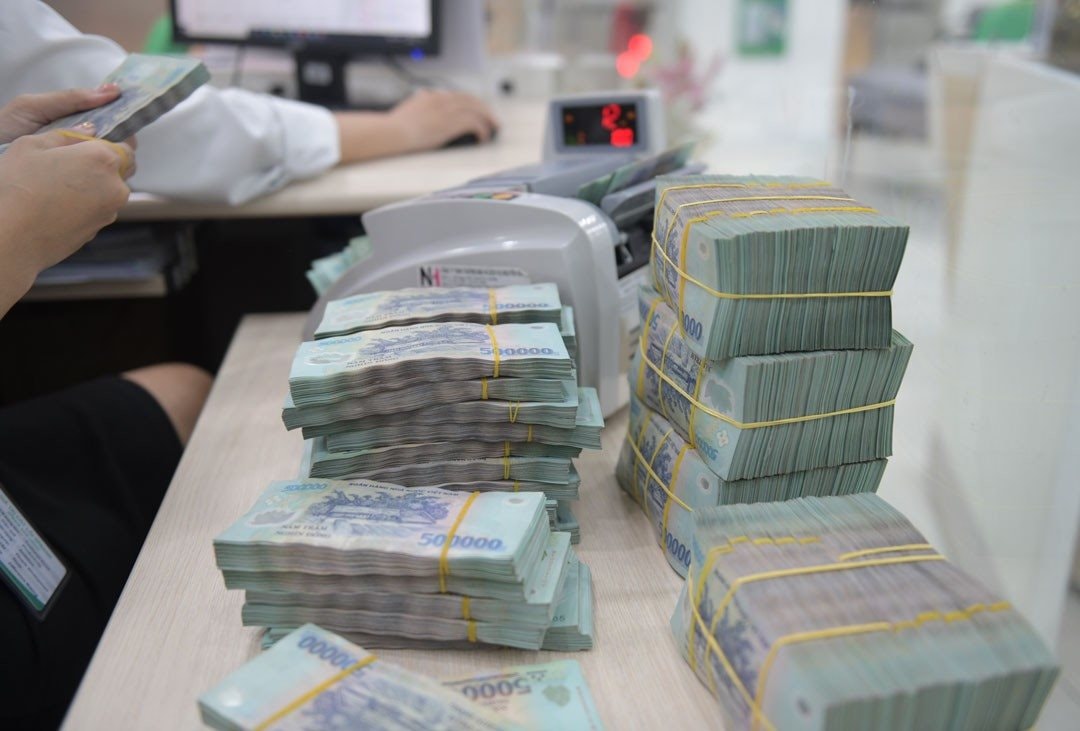 Lãi suất tiết kiệm ngày 1/6: Bảng lãi suất Agribank, Vietcombank, BIDV, VietinBank, Sacombank, HDBank, MB,... mới nhất đầu tháng 6