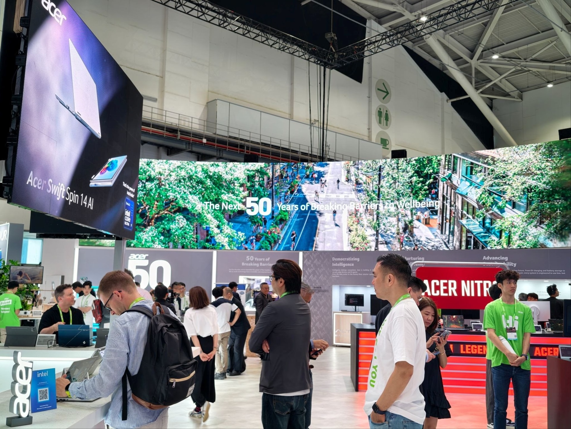 Acer trình làng loạt AI PC và thiết bị gaming thế hệ mới tại Computex 2026