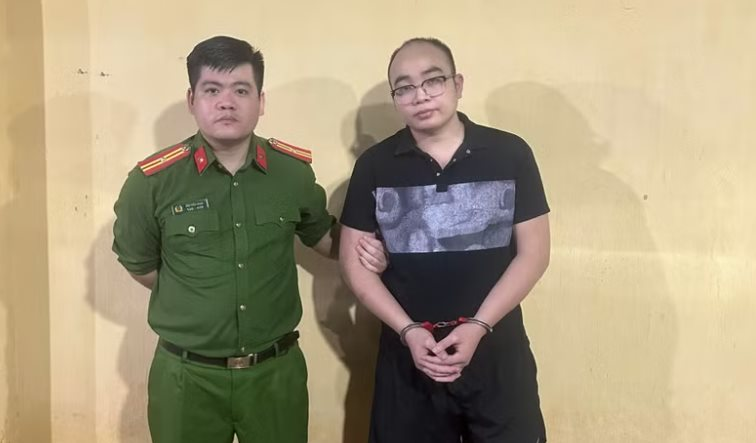 Ra quyết định bắt tạm giam Phạm Ngọc Mạnh