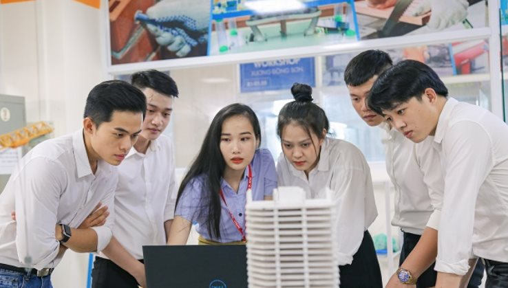 Ngành học cực khát nhân lực, cần 500.000 người/năm, thu nhập từ 30-45 triệu đồng/tháng: Hàng loạt "siêu dự án" hứa hẹn cơ hội việc làm khủng