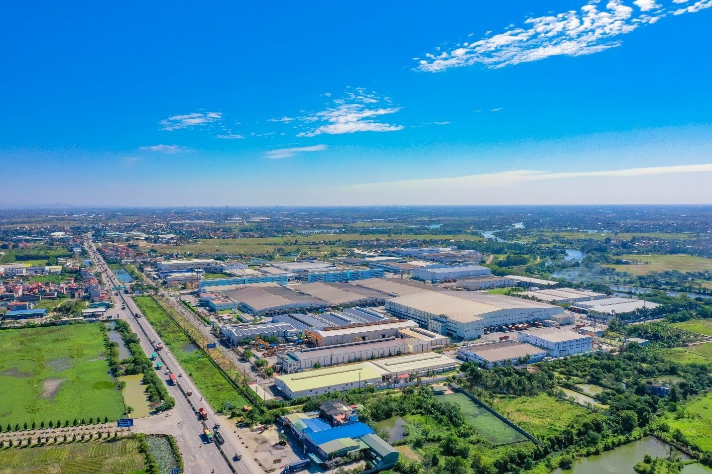 30 năm kiến tạo thuận ích trong ngành bất động sản của ROX Group