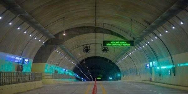 Dùng công nghệ ngoại xịn nhưng hỏng sau 3 năm, tự sửa và thành công lớn, biến cao tốc 9.000 tỷ đồng sở hữu hầm cấp đặc biệt thành hình mẫu mới