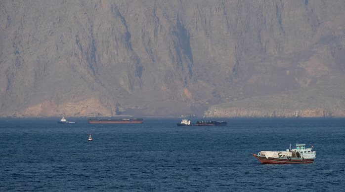 Israel và Lebanon nhất trí ngừng bắn, giá dầu lập tức đảo chiều