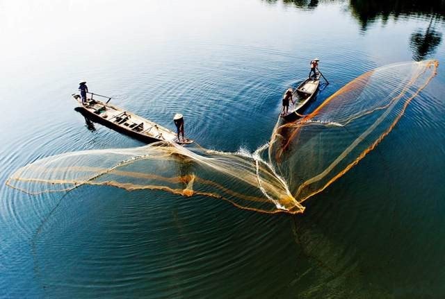 Khối nội tung hàng trăm nghìn tỷ vào chứng khoán Việt Nam, cân lại lực bán ròng từ khối ngoại