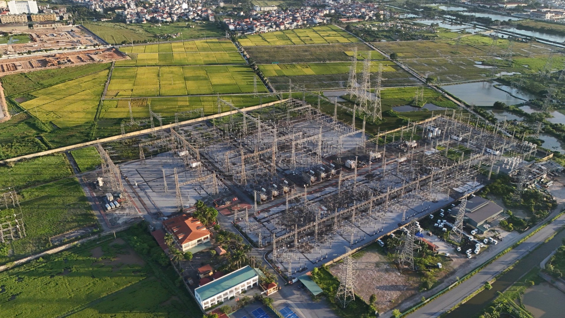 2752026tangcuongkiemtracacthietbidientaitrambienap500kv5-20260604154331012.jpg
