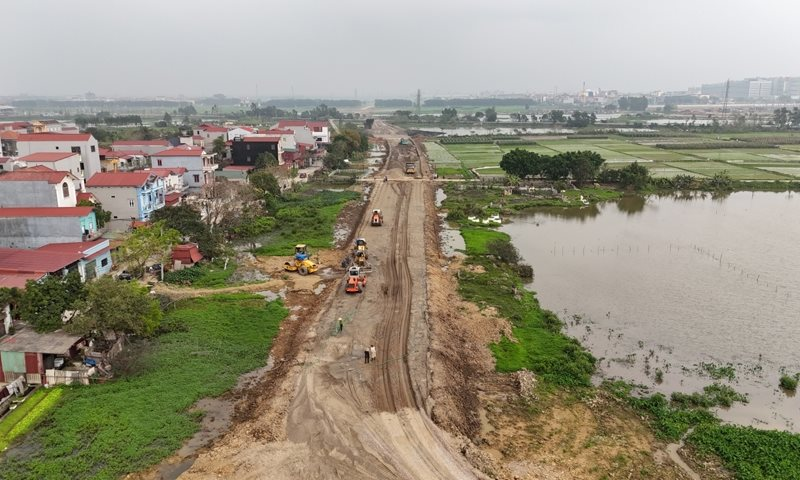 Bị thu hồi hơn 50% thửa đất để làm đường, chỉ được đề xuất bồi thường bằng tiền, người dân thắc mắc sao không được bồi thường bằng đất ở: Cơ quan chức năng nói gì?