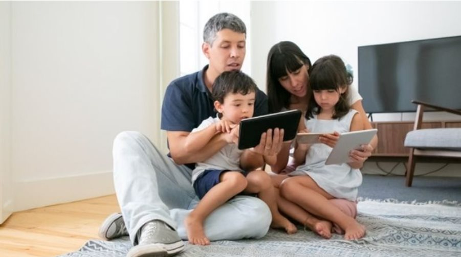 6 tỷ người dùng Internet và nỗi sợ âm thầm của những ông bố bà mẹ có con nhỏ