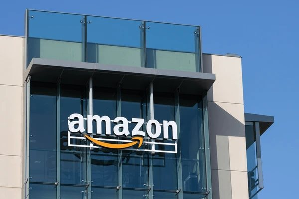 Chi 3,9 tỷ USD mua công ty y tế, Amazon giờ tung AI có thể đọc hồ sơ bệnh án người dùng
