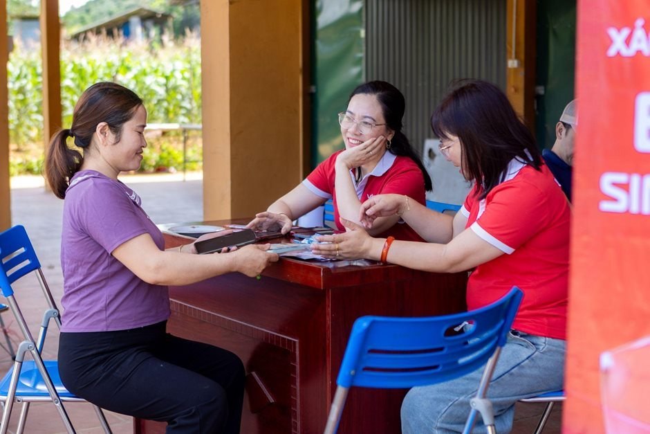 Trước “giờ G” xác thực thuê bao 15/6: Viettel quyết không để ai bị bỏ lại phía sau
