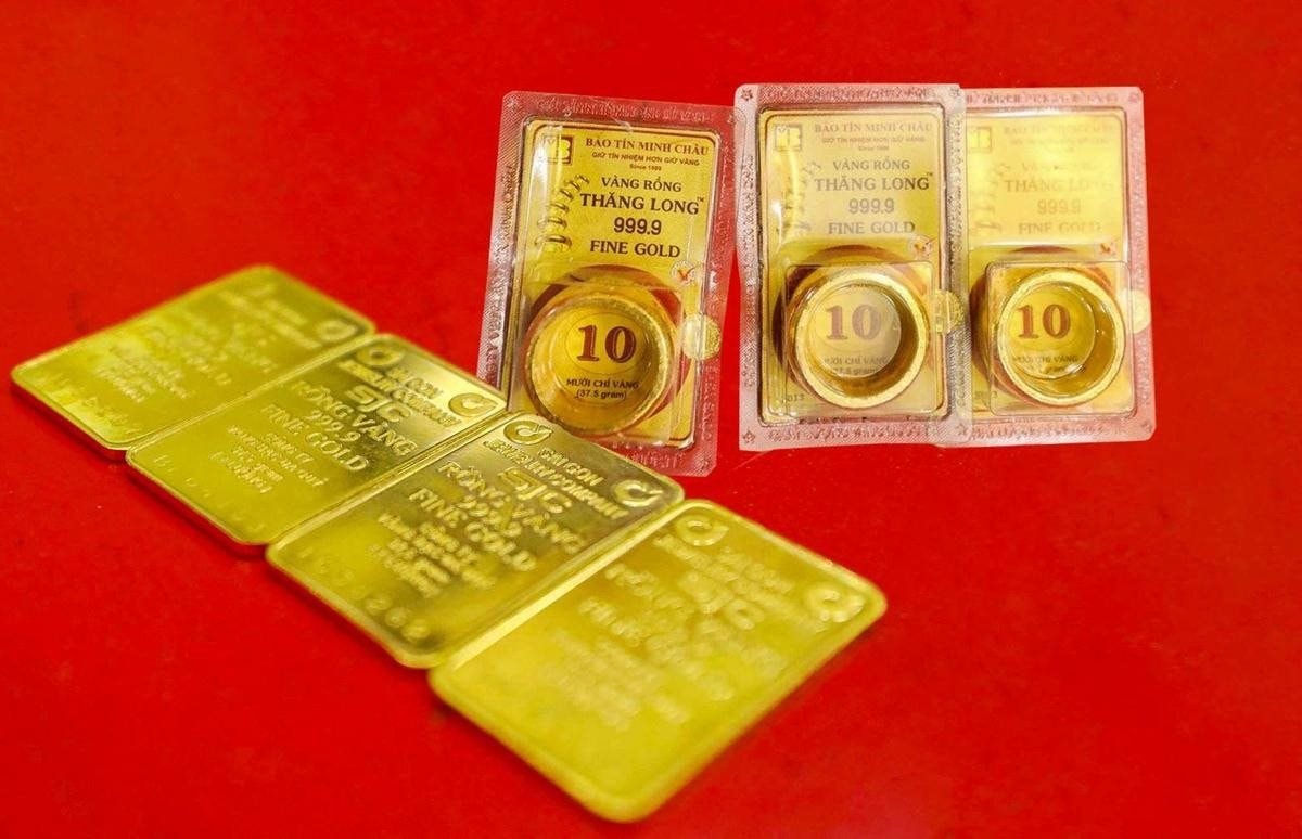 Vì sao giá vàng trong nước bất ngờ giảm sâu?
