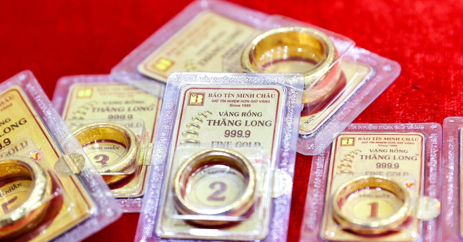 Giá vàng nhẫn trơn, vàng miếng sáng 10/6 tiếp tục giảm mạnh