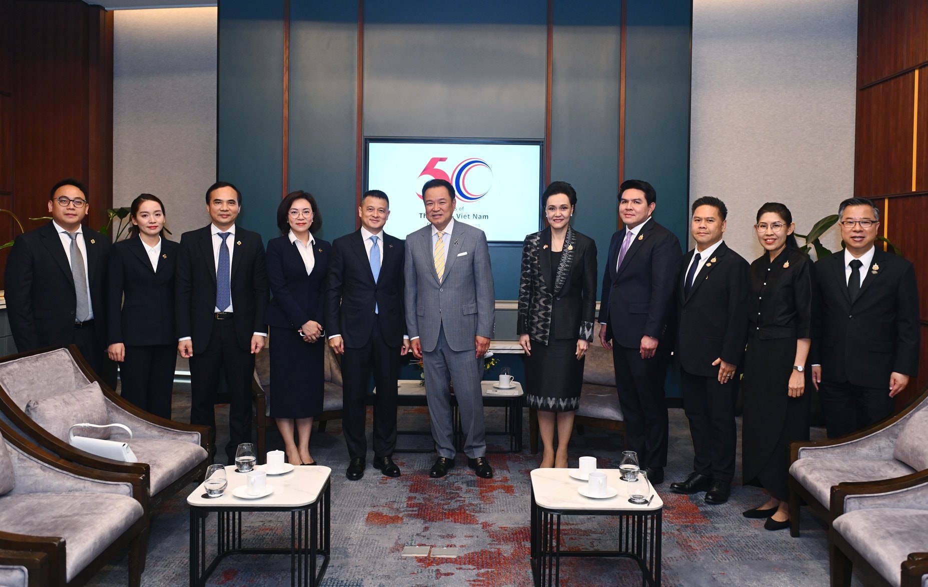 thu-tuong-thai-lan-gap-go-lanh-dao-sun-group.jpg.jpg