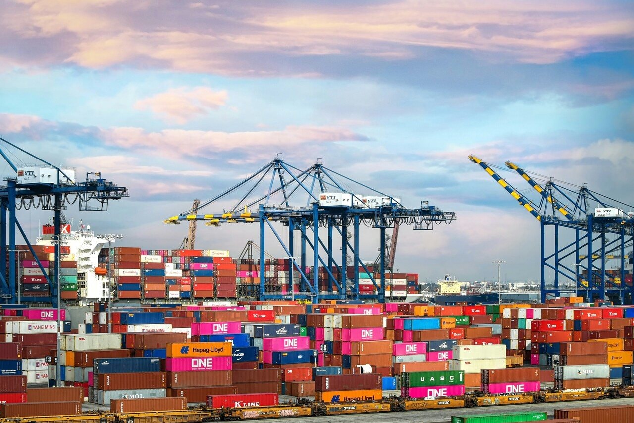 202404_logistics.jpg