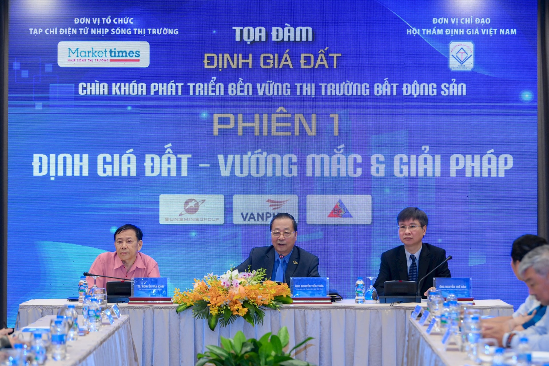 Đang diễn ra tọa đàm: Định giá đất – Chìa khóa phát triển bền vững thị trường bất động sản