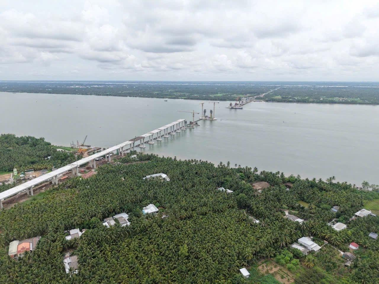 z7935880760145_bc9176cf7362813a58c3aa2591013abd.jpg