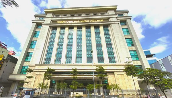 NHNN yêu cầu kiểm soát chặt ﻿các trường hợp áp dụng lãi suất thỏa thuận, lãi suất cộng thêm