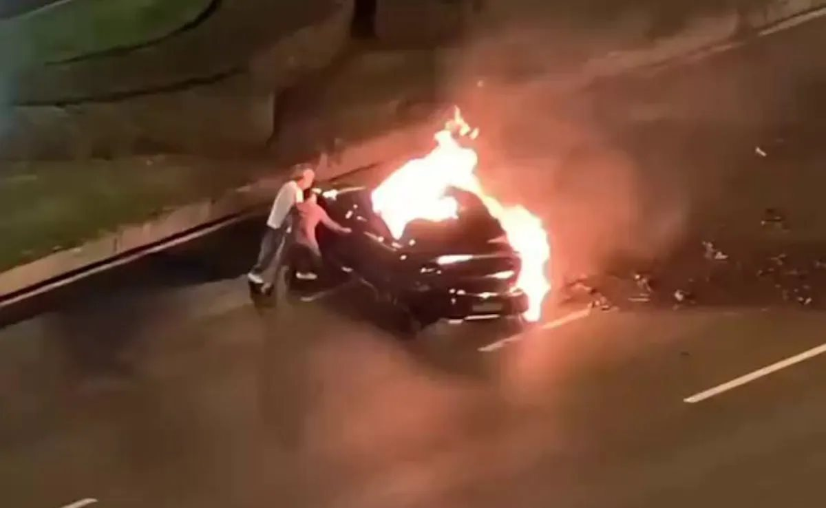 42e4m0r_xiaomi-fire-accident-china_625x300_14_october_25-1-.png