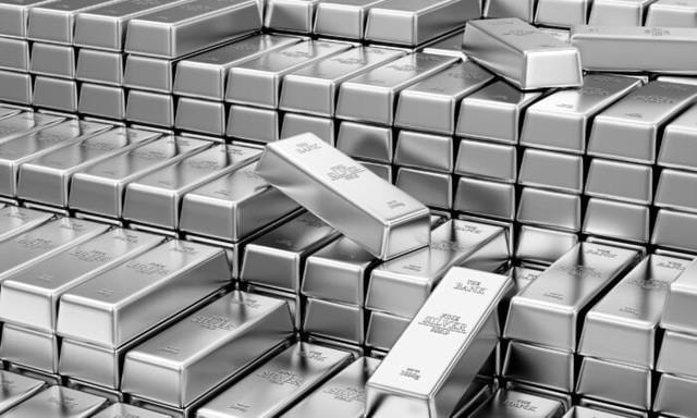 Quỹ bạc lớn nhất thế giới "tung tiền" gom hàng chục tấn bạc