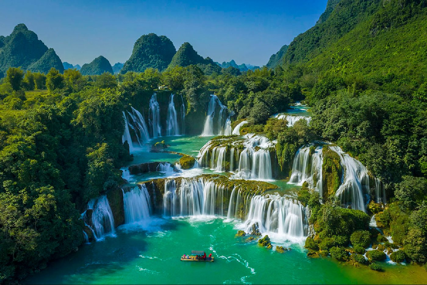 thac-ban-gioc-lot-vao-bang-xep-hang-nhung-thac-nuoc-dep-nhat-the-gioi(1).png