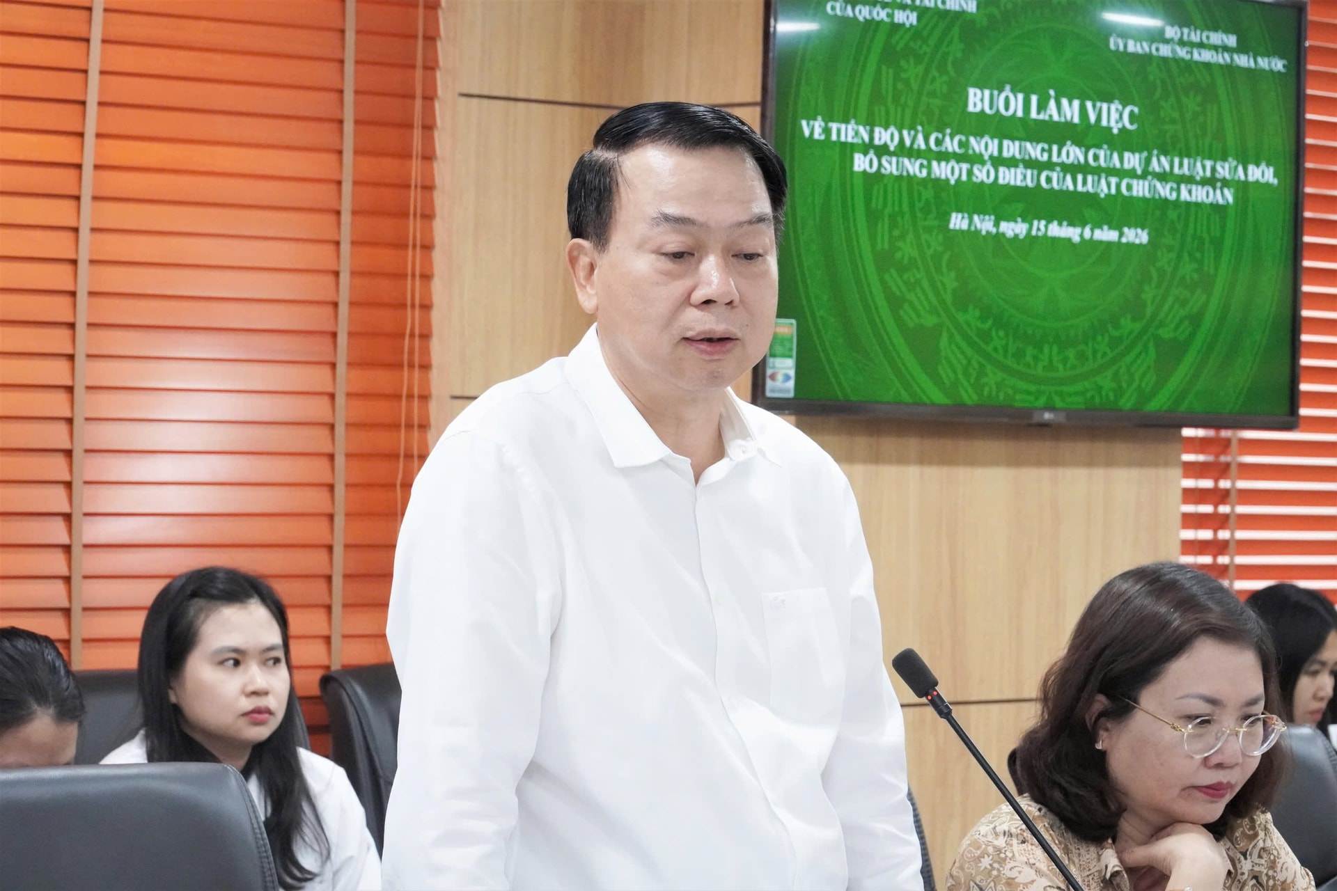 Thứ trưởng Nguyễn Đức Chi: Sửa Luật Chứng khoán nhằm nâng cao sức hấp dẫn của thị trường
