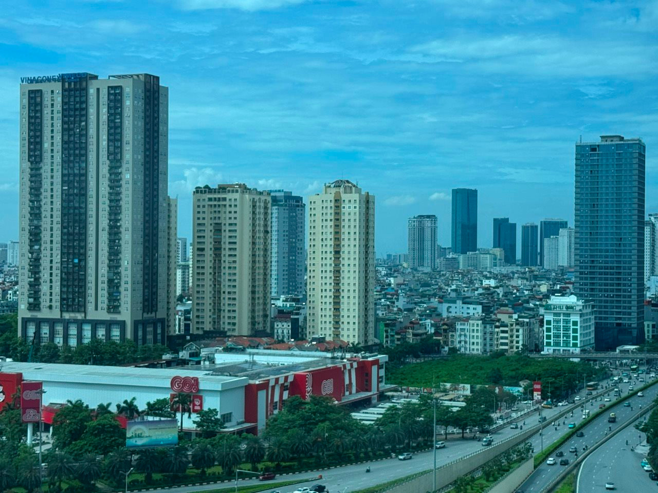 Thị trường căn hộ Hà Nội: Nguồn cung cao cấp áp đảo, kỳ vọng điều chỉnh giá từ làn sóng hạ tầng