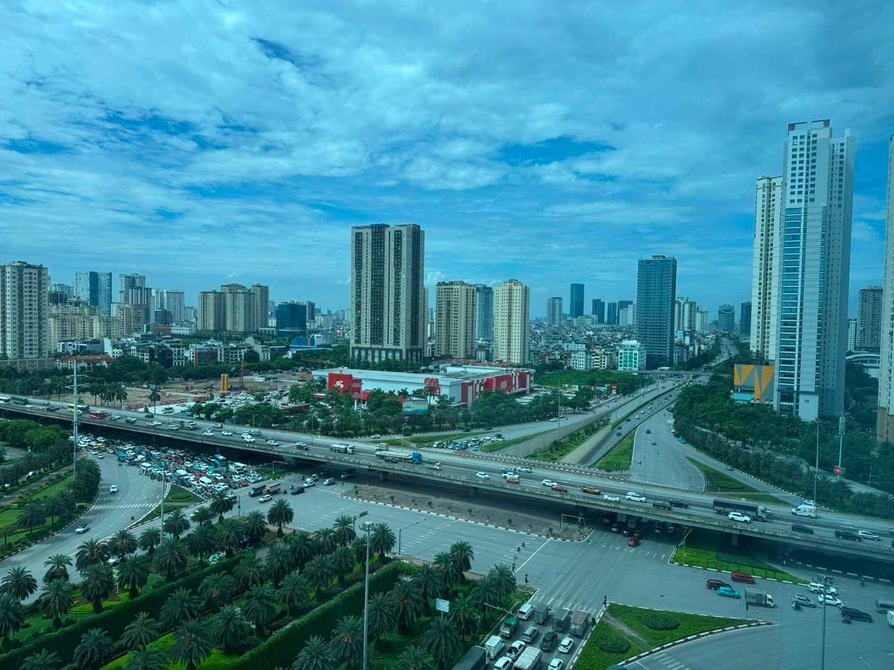 "Nghịch lý" định giá đất: Luật yêu cầu sát thị trường, chuyên gia than “không có dữ liệu thực"