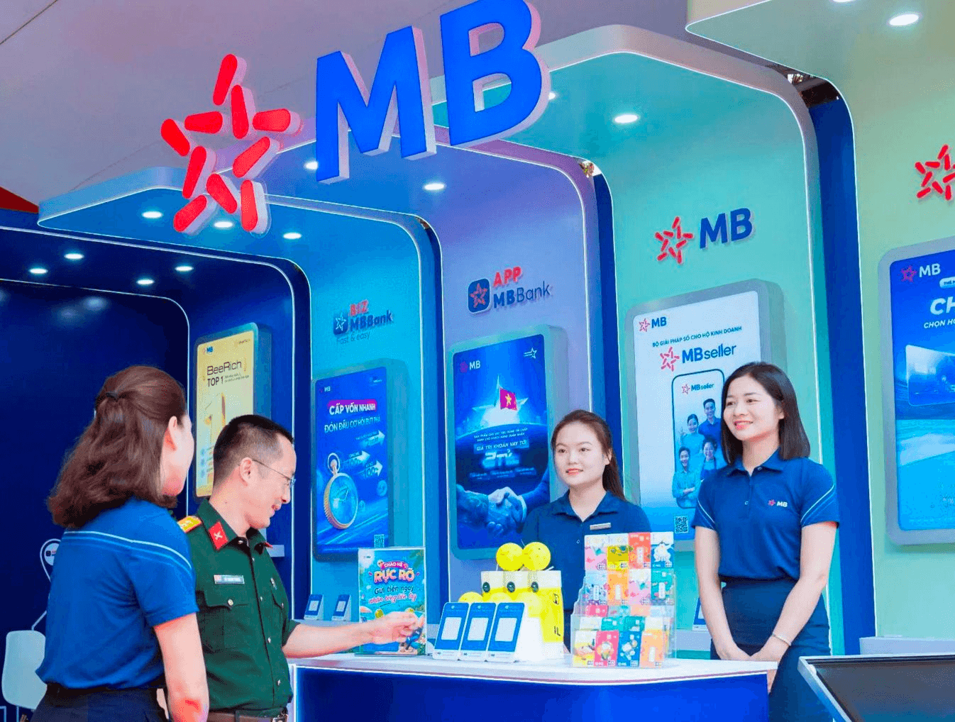 MB đồng hành cùng doanh nghiệp quân đội thúc đẩy chuyển đổi số và phát triển bền vững