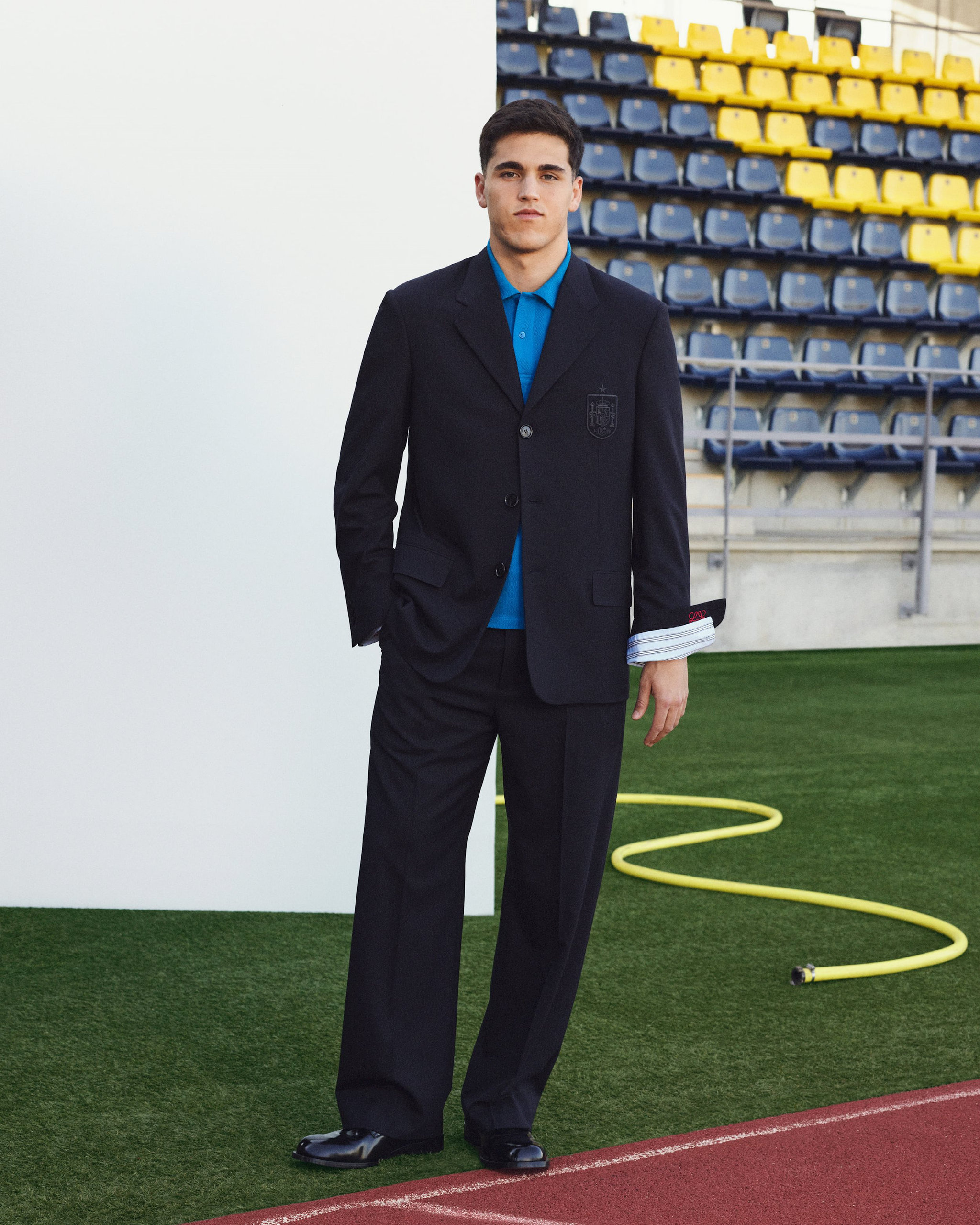 loewe-2026-spanish-national-football-team-pau-cubarsi-1.jpg