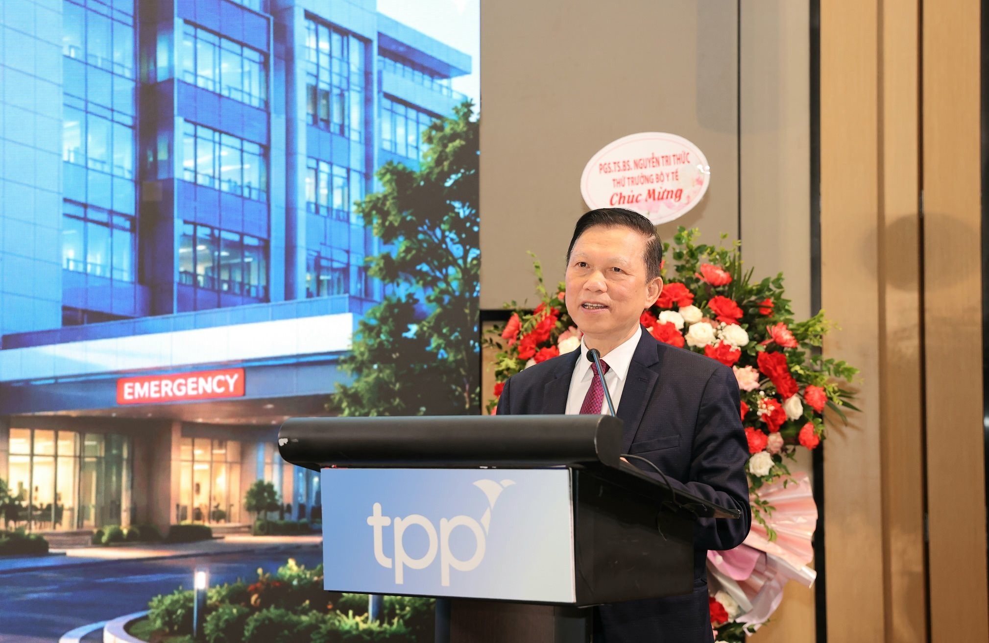 pgs.ts-nguyen-quy-tuong.jpg