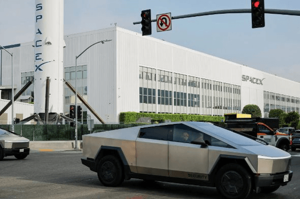 tesla1(1).png