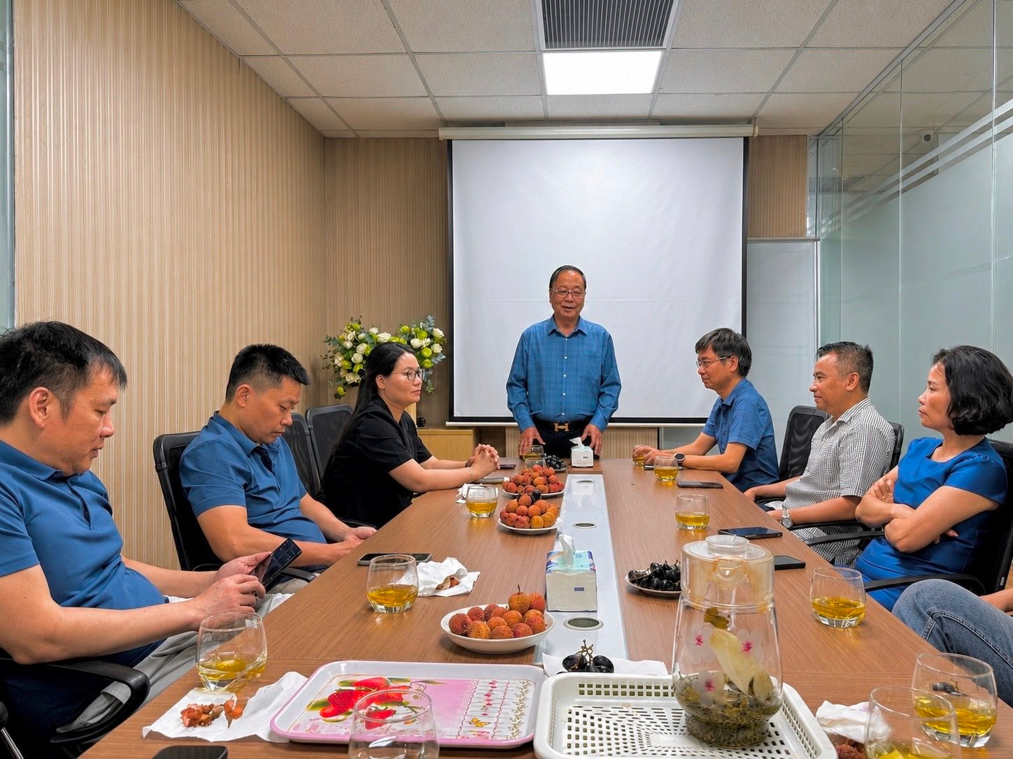 Chủ tịch Hội Thẩm định giá Việt Nam thăm, chúc mừng Tạp chí MarketTimes nhân ngày Báo chí cách mạng Việt Nam