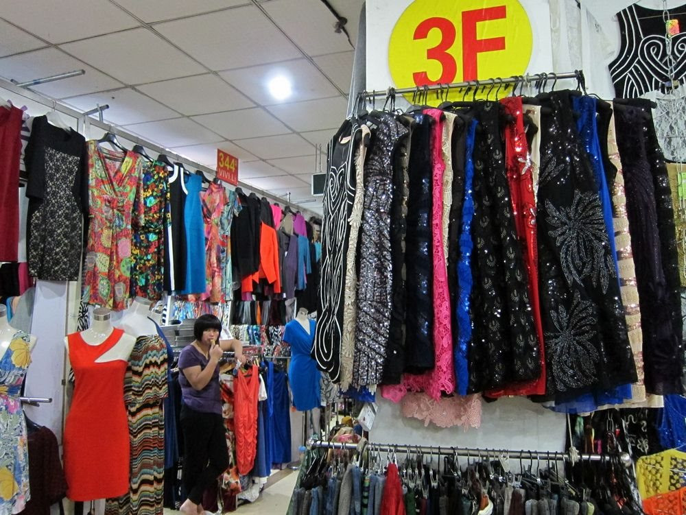 Chuyển khoản nhầm hơn 10 triệu đồng thanh toán tiền hàng hoá, Công an hỗ trợ một chủ hộ kinh doanh lấy lại tiền