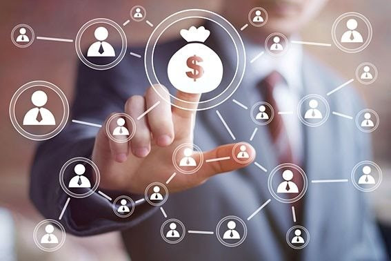 Cuộc đua trên thị trường kết nối tài chính số