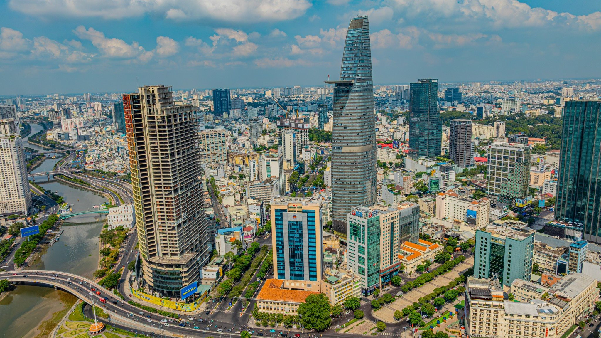 Nguyên giảng viên Đại học Bách Khoa tham gia làm nhà ở giá rẻ, triển khai dự án hơn 800 căn tại thành phố giàu nhất nước
