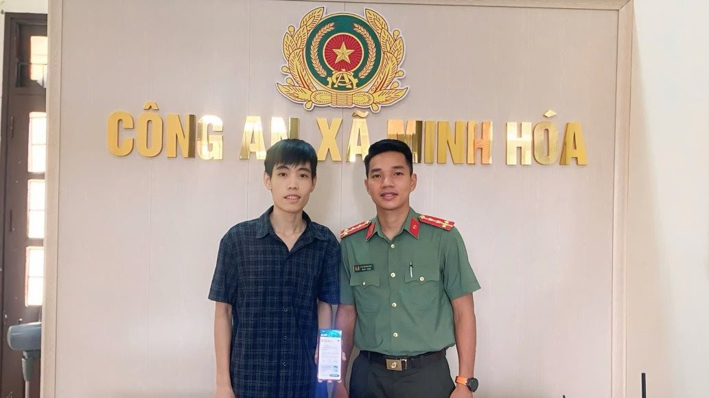 Công an tiến hành xác minh một giao dịch chuyển khoản hơn 50 triệu đồng từ tài khoản Agribank sang BIDV
