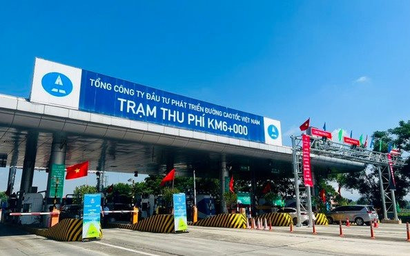 Doanh nghiệp nắm 5 cao tốc huyết mạch tại Việt Nam lần đầu tiên báo lãi vượt 1.000 tỷ, cầm khối tiền hơn 9.500 tỷ 
