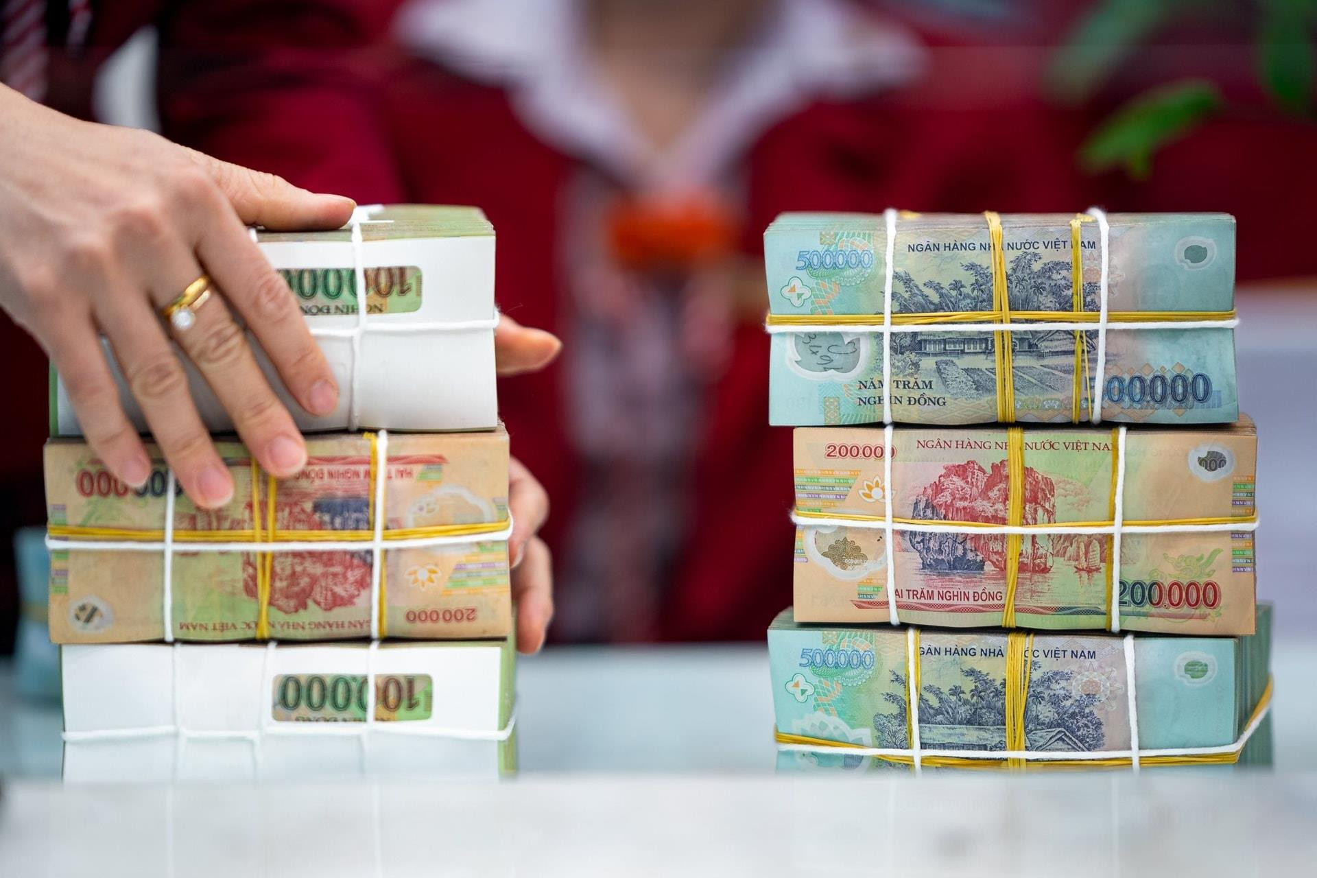 Hàng triệu người lao động lưu ý: Không chỉ lương, hàng loạt khoản tiền cũng đồng loạt tăng từ tuần sau