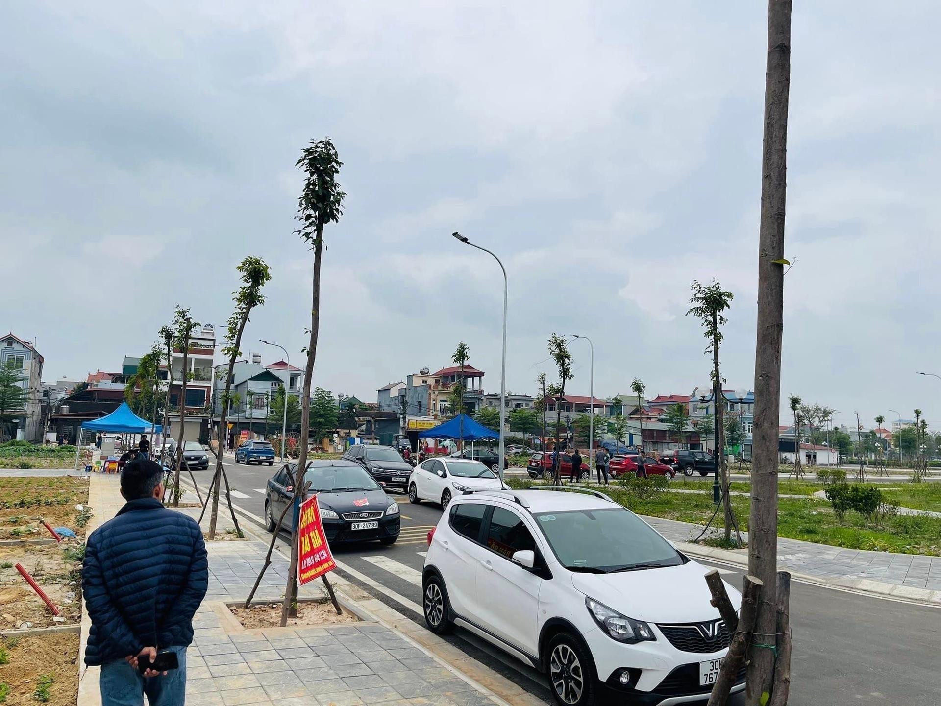 Phó Thủ tướng: Thay đổi tư duy phát triển từ "phân lô bán nền" sang phát triển các khu nhà ở cao tầng, chung cư