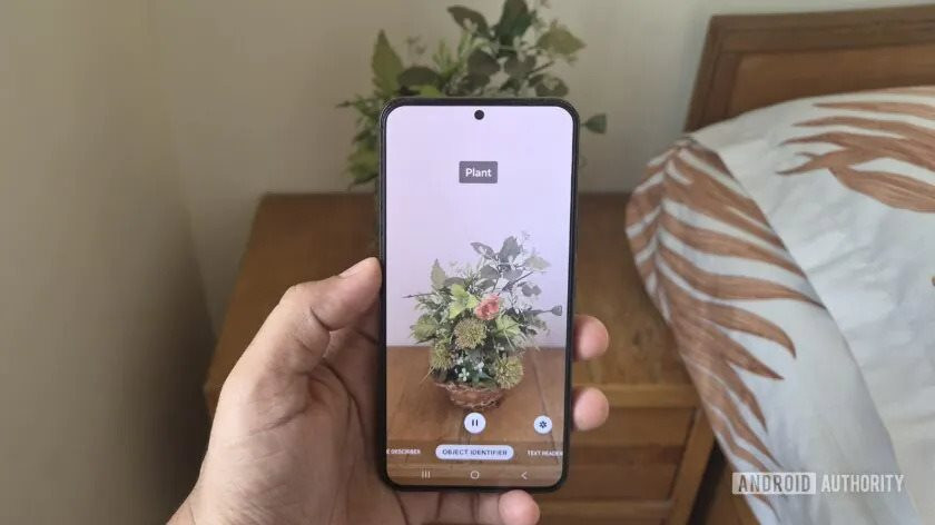 samsung-phone-in-hand-showing-object-identifier-840w-472h.jpg.jpg