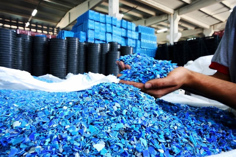 Vietcap: Giá PVC có thể bước vào chu kỳ phục hồi, biên lợi nhuận quý 2 một "ông lớn" ngành nhựa duy trì mức cao