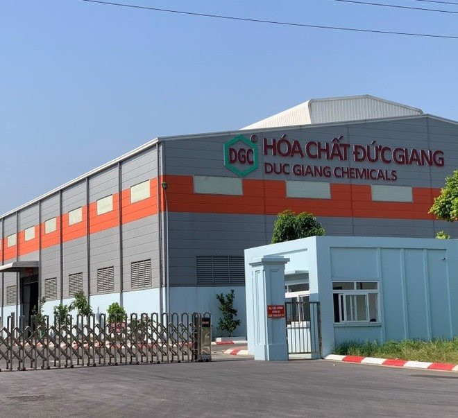Cổ phiếu Hóa chất Đức Giang (DGC) bị đưa vào diện cảnh báo từ 30/6