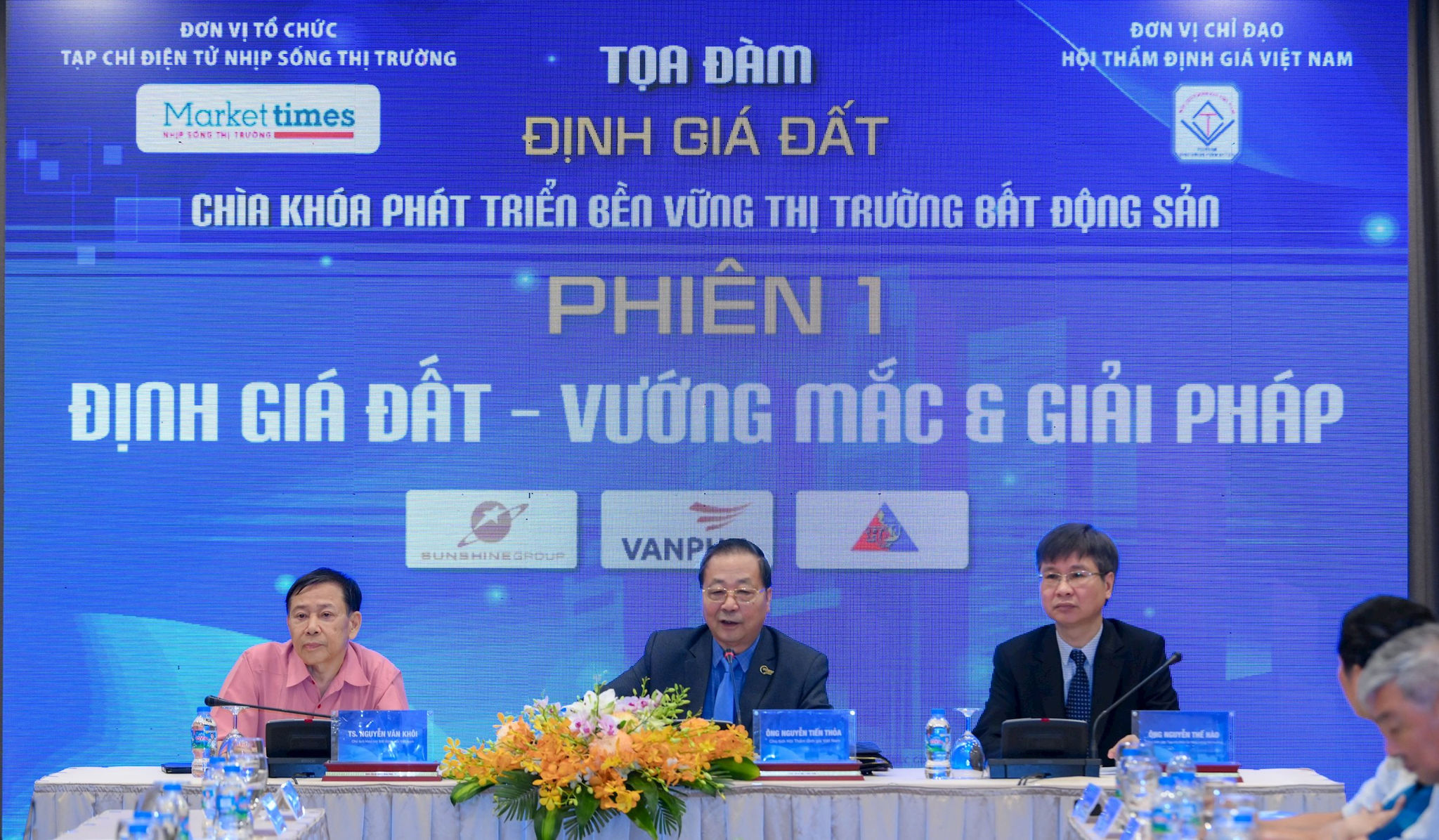 Phó Thủ tướng chỉ đạo nghiên cứu phản ánh từ Tọa đàm “Định giá đất – Chìa khoá phát triển bền vững thị trường bất động sản” do Markettimes tổ chức