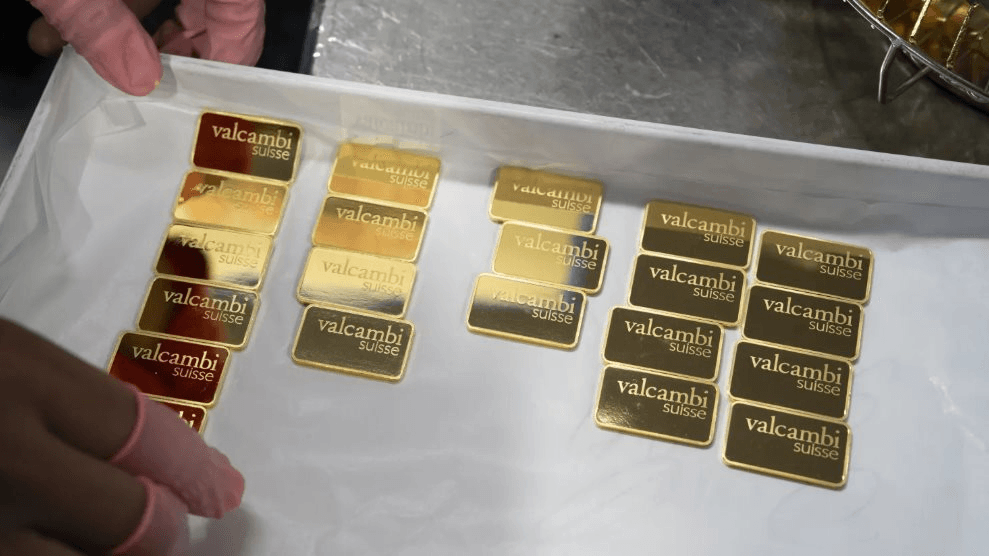 Đột kích công ty vàng doanh thu 2 triệu tỷ đồng, phát hiện giám đốc nhận lương 5 triệu đồng/tháng, nghi khai khống 40% lượng vàng
