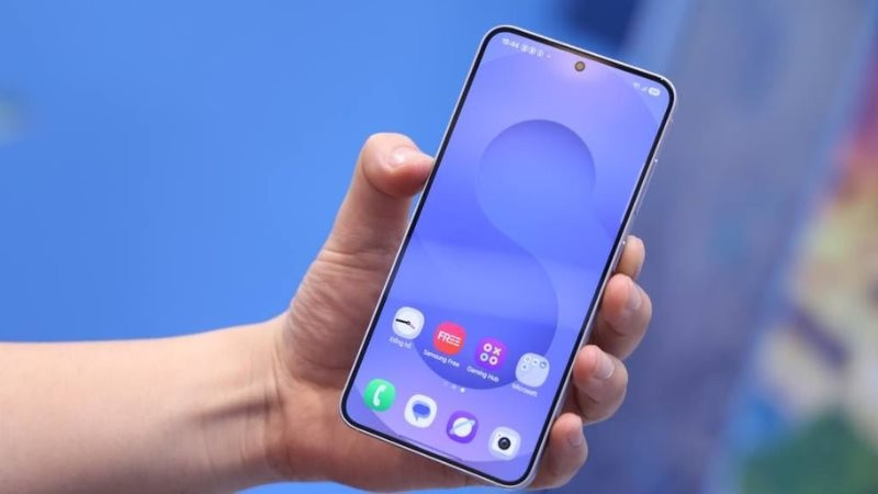 Từ ngày mai, loạt điện thoại sau sẽ không thể đăng nhập ứng dụng ngân hàng để chuyển khoản, nạp/rút tiền